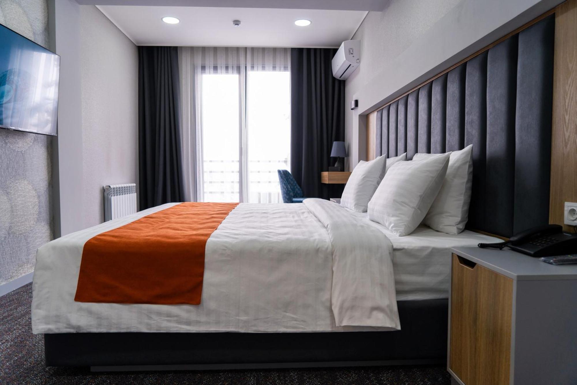Nuovo Boutique Hotel Tasjkent Exteriör bild